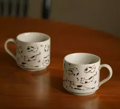 Hand-Drawn Vintage Kitten Design Coffee Cup